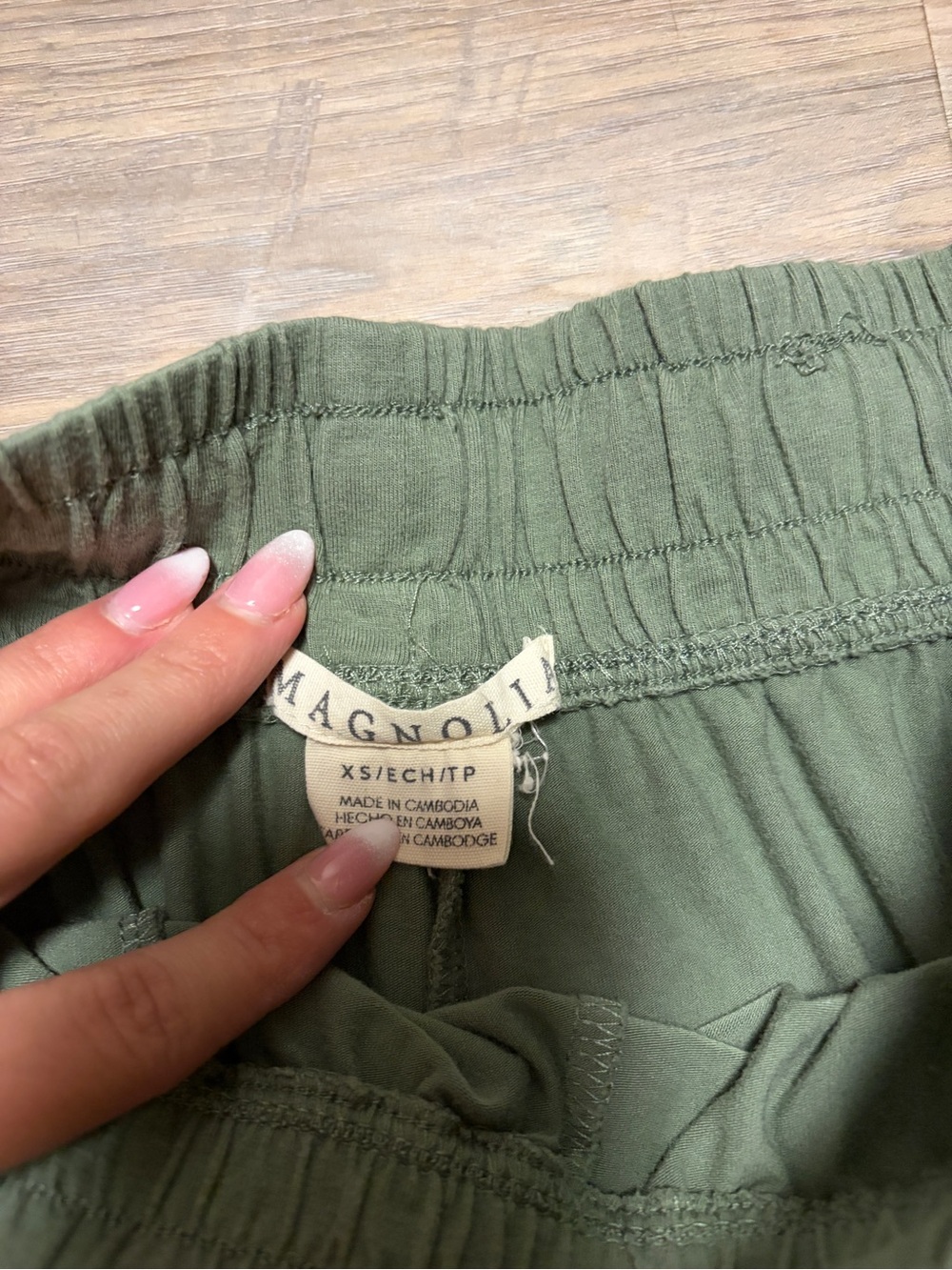 Magnolia Olive Green Lounge Set T Shirt & Shorts Pocket Tee XS - Picture 8 of 8